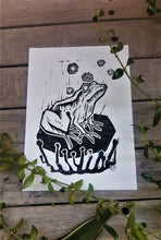 Load image into Gallery viewer, Frog mini print- frog linocut print on paper - original art