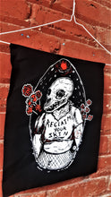 Load image into Gallery viewer, Reclaim your skin Backpatch - Feminist seal skull with red moon - White and red ink - Screen printing on black fabric
